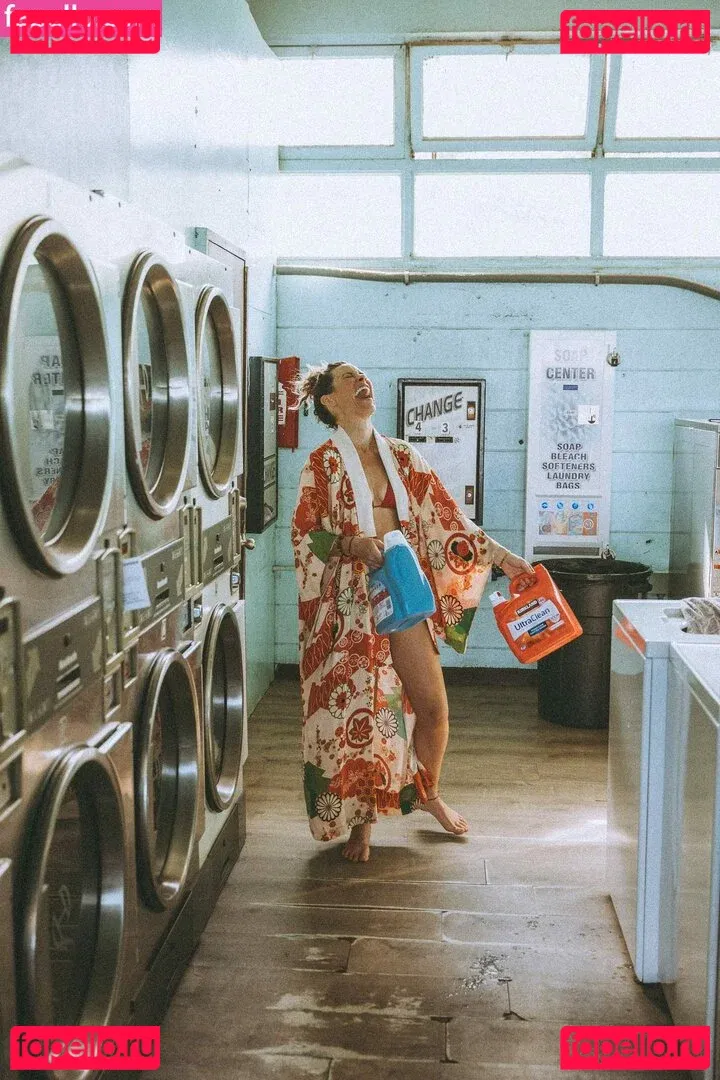 Evangeline Lilly Onlyfans Photo Gallery 