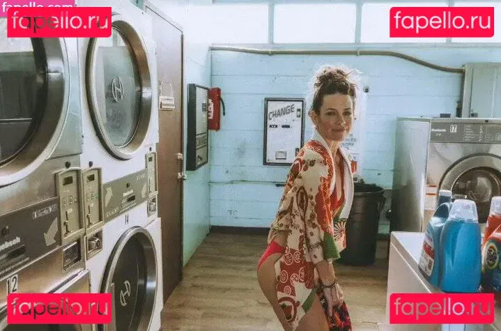 Evangeline Lilly Onlyfans Photo Gallery 