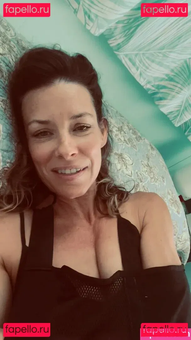 Evangeline Lilly Onlyfans Photo Gallery 
