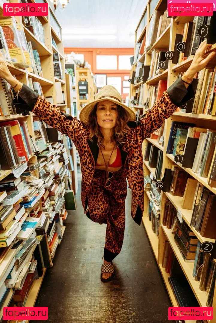 Evangeline Lilly Onlyfans Photo Gallery 