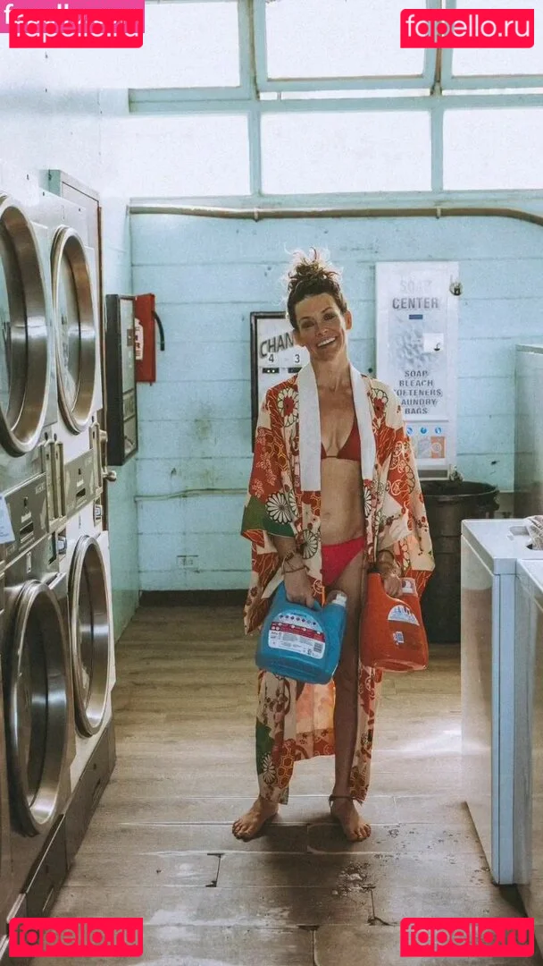 Evangeline Lilly Onlyfans Photo Gallery 