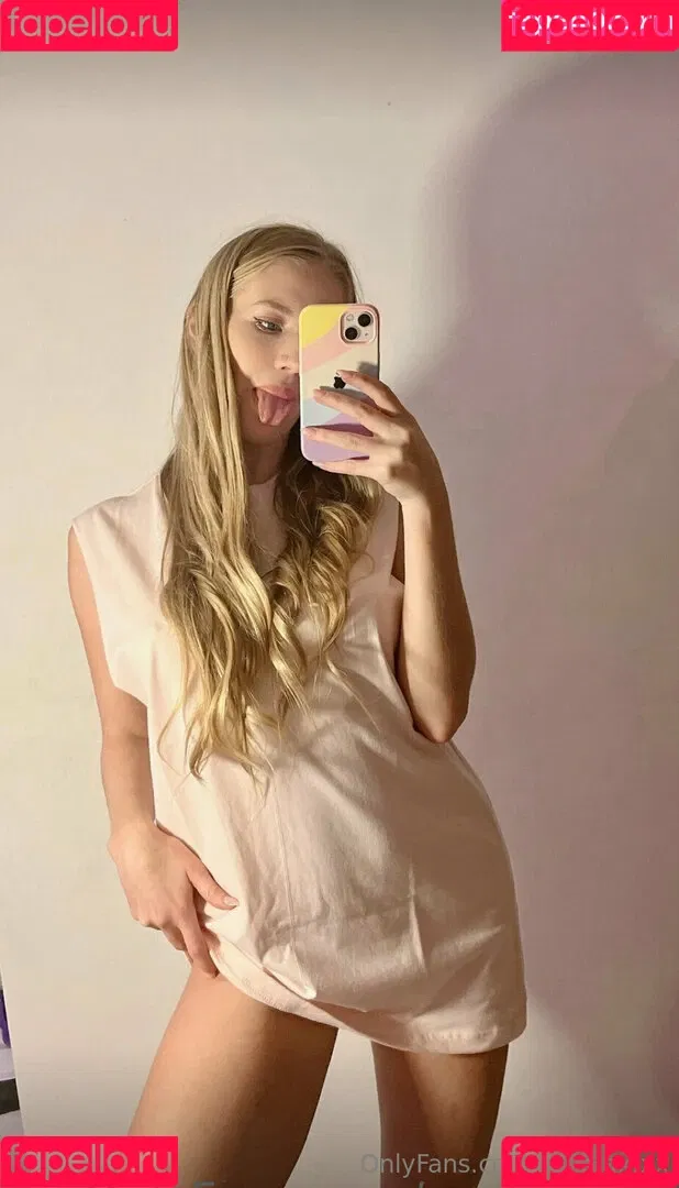 sophiax.xx Onlyfans Photo Gallery 