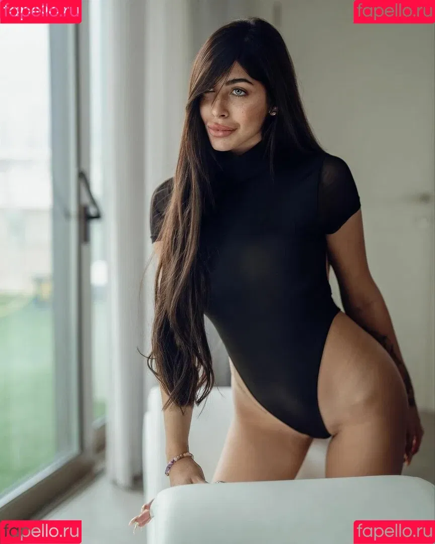 Amily Bel Onlyfans Photo Gallery 