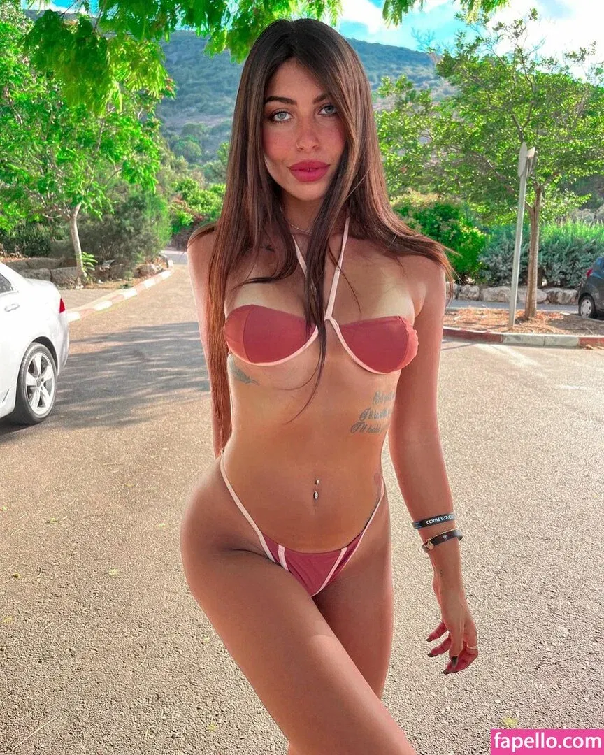 Amily Bel Onlyfans Photo Gallery 