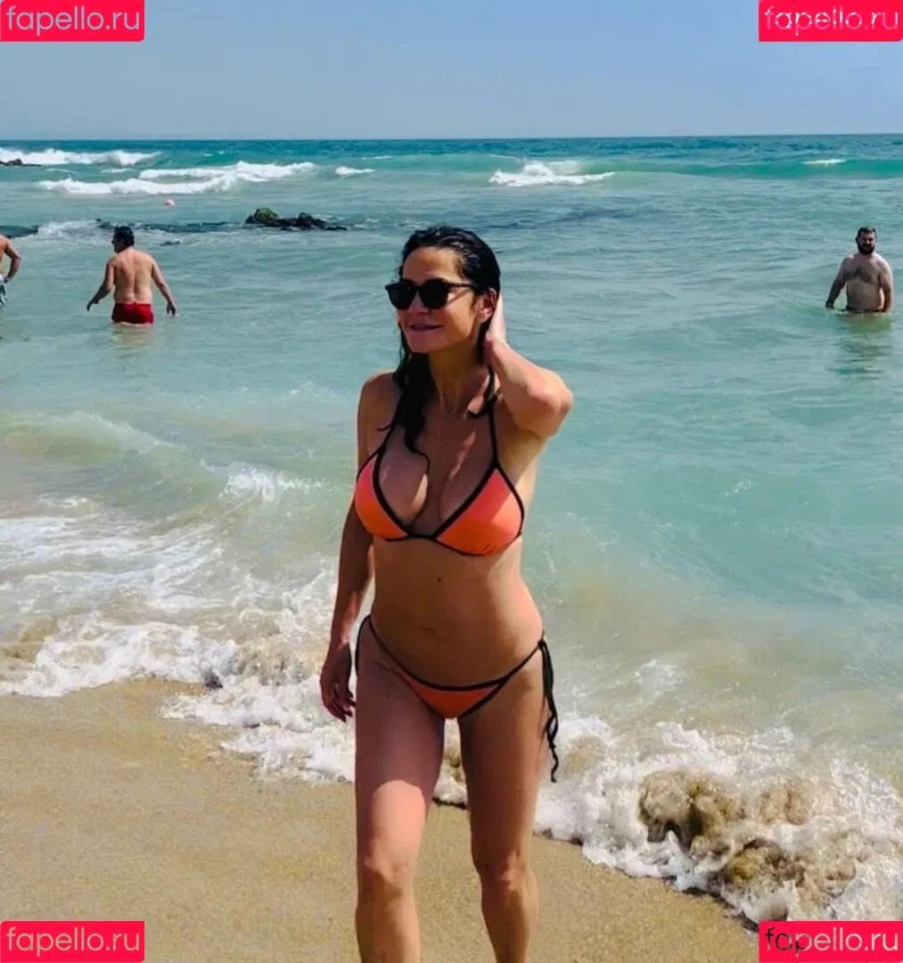 Mariella Ahrens Onlyfans Photo Gallery 