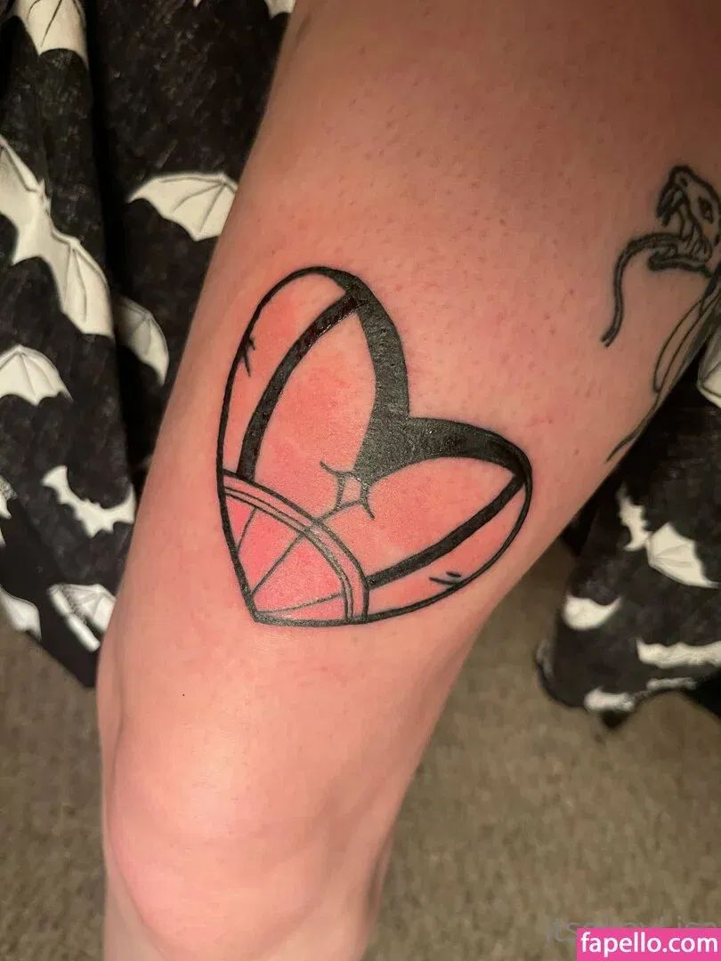 lisasayshello Onlyfans Photo Gallery 