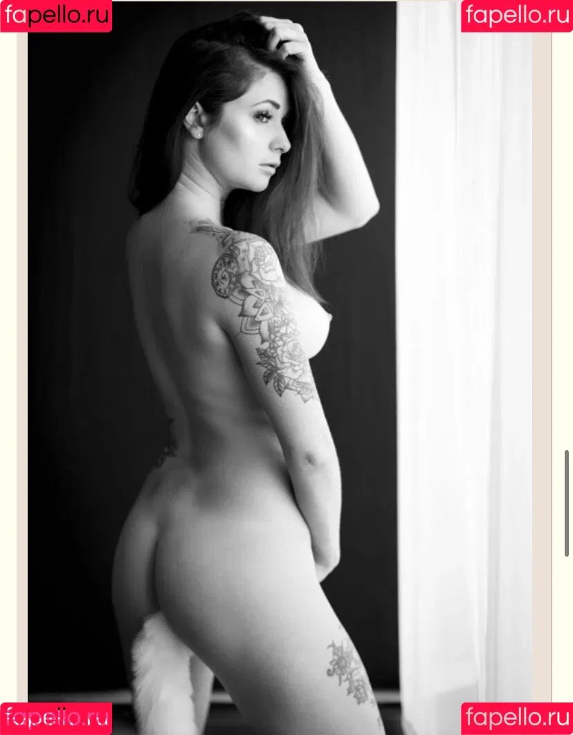 Sensualmik Onlyfans Photo Gallery 