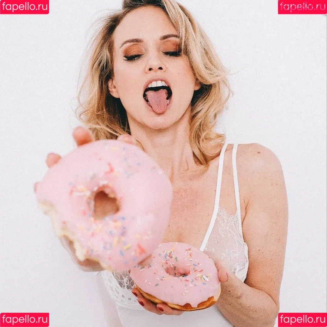 Justine Mattera Onlyfans Photo Gallery 