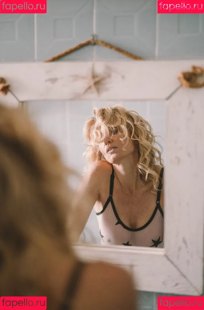 Justine Mattera Onlyfans Photo Gallery 
