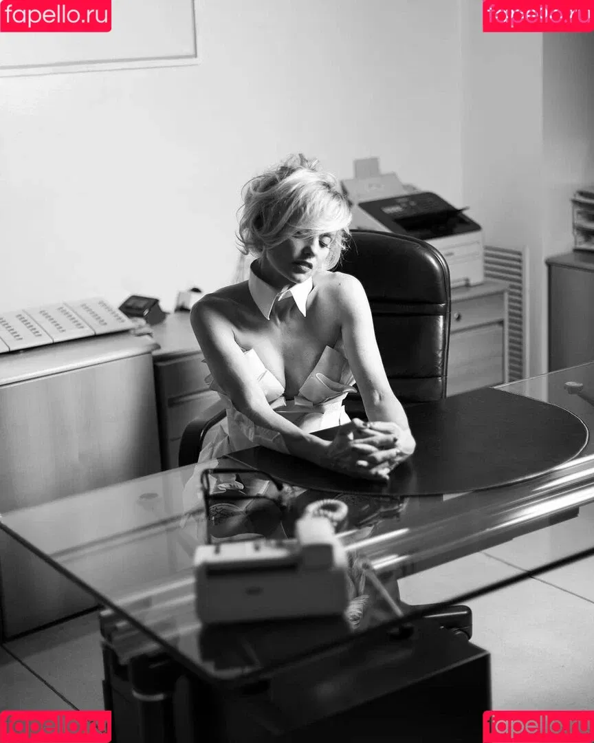 Justine Mattera Onlyfans Photo Gallery 