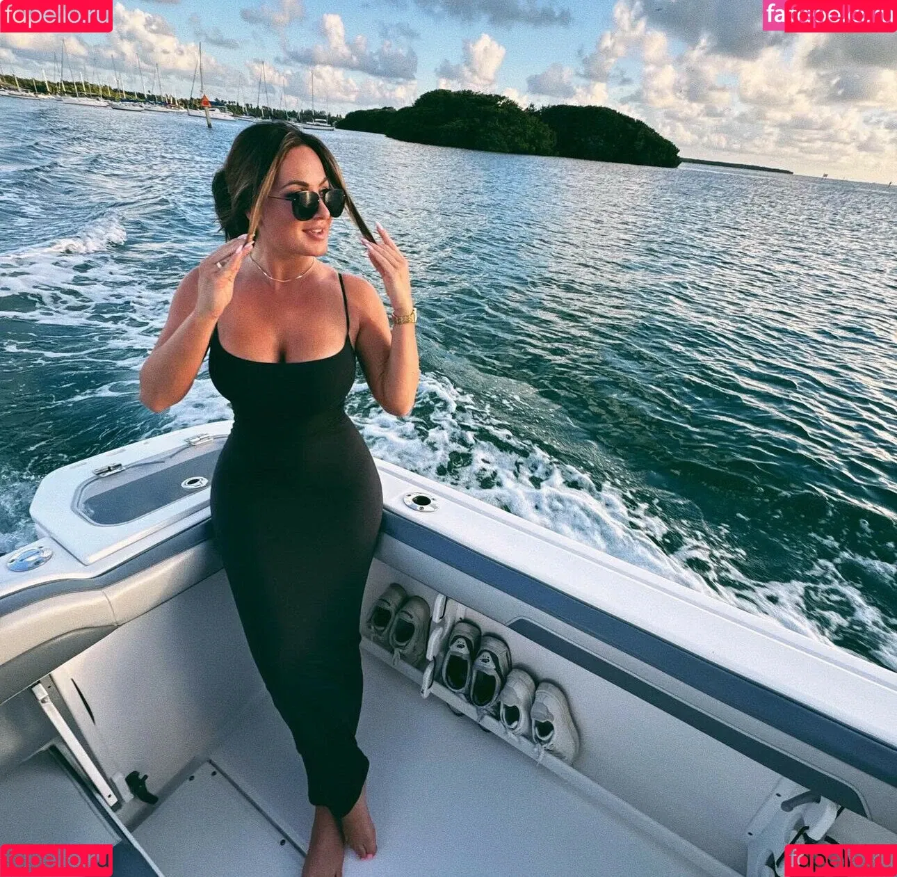 Sabrina Leamon Onlyfans Photo Gallery 