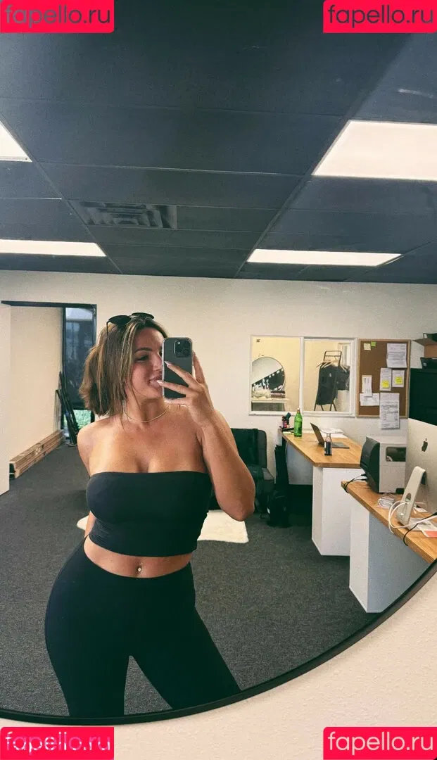 Sabrina Leamon Onlyfans Photo Gallery 