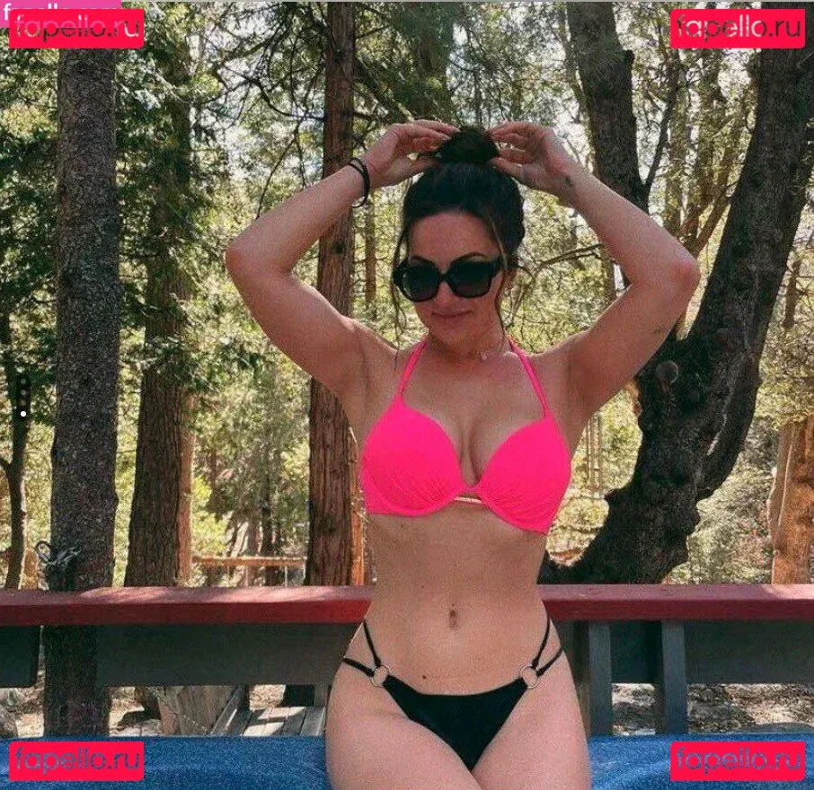 Sabrina Leamon Onlyfans Photo Gallery 
