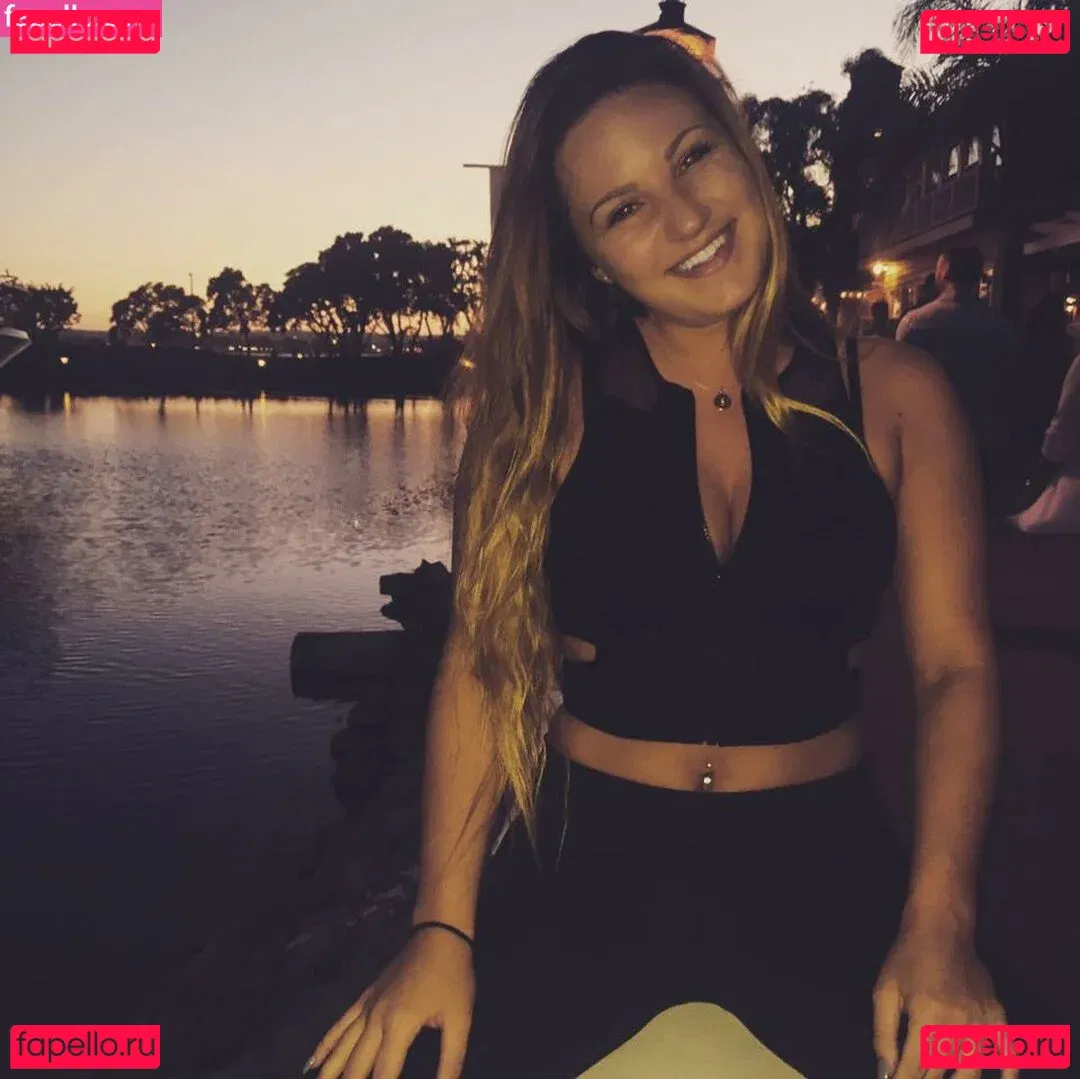 Sabrina Leamon Onlyfans Photo Gallery 