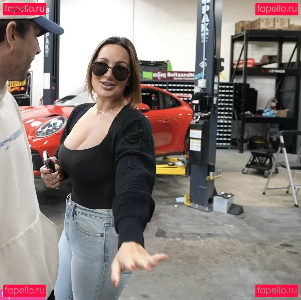 Sabrina Leamon Onlyfans Photo Gallery 