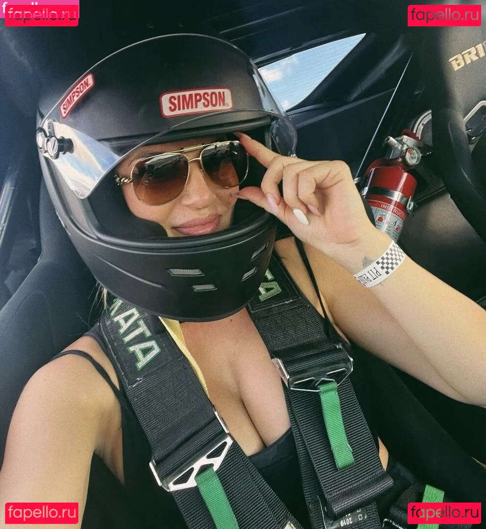 Sabrina Leamon Onlyfans Photo Gallery 