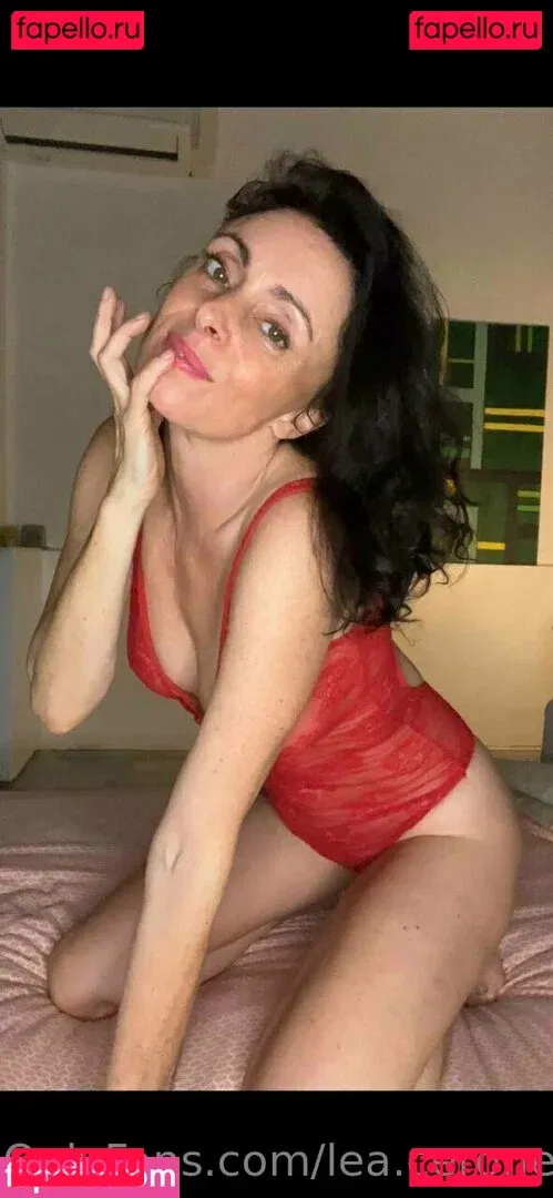 lea.cerone Onlyfans Photo Gallery 