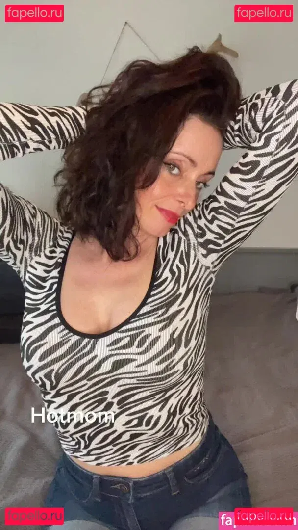 lea.cerone Onlyfans Photo Gallery 