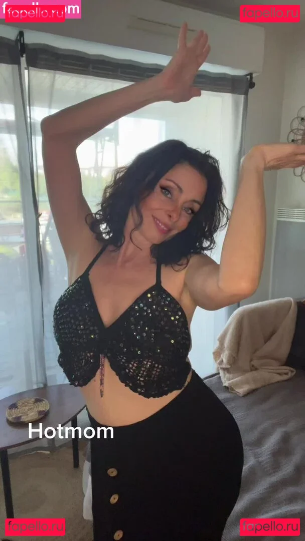 lea.cerone Onlyfans Photo Gallery 