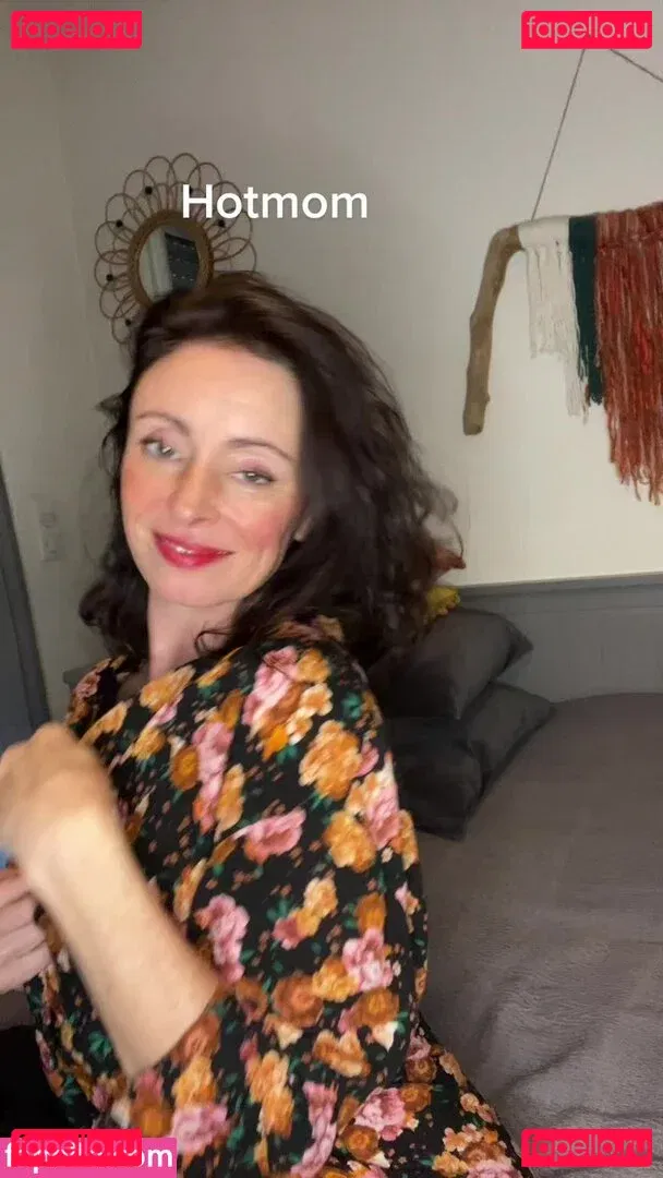 lea.cerone Onlyfans Photo Gallery 