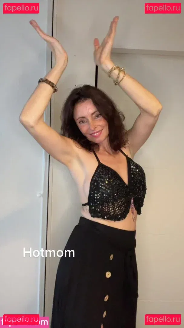 lea.cerone Onlyfans Photo Gallery 