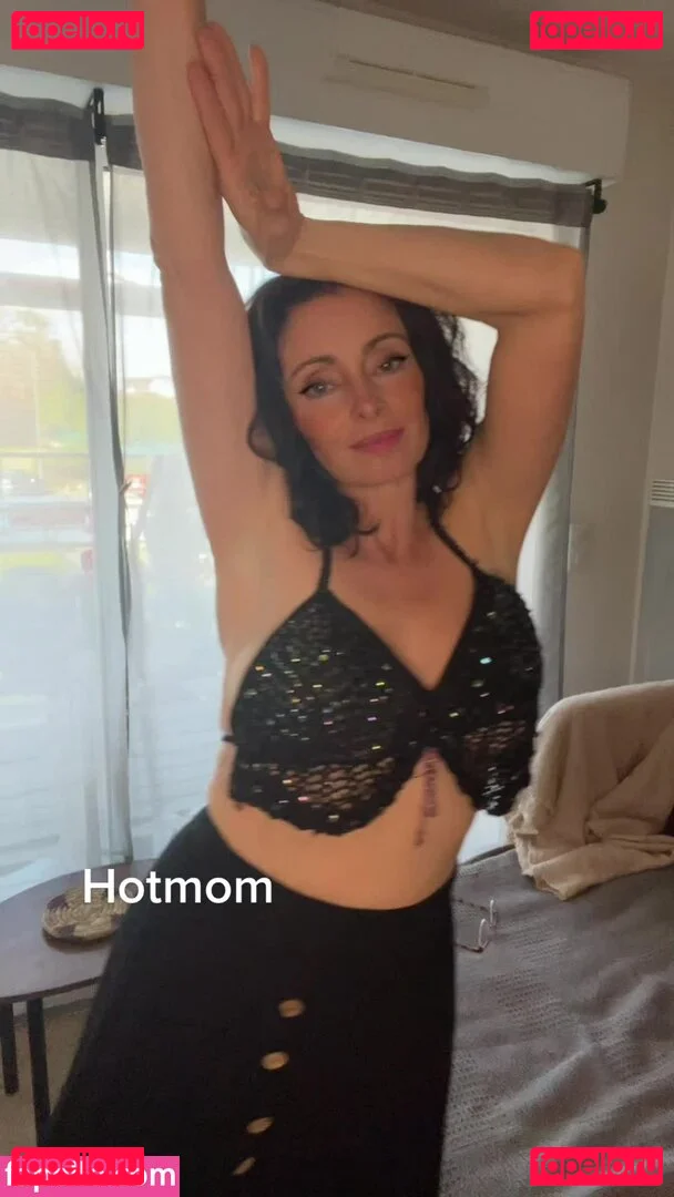 lea.cerone Onlyfans Photo Gallery 