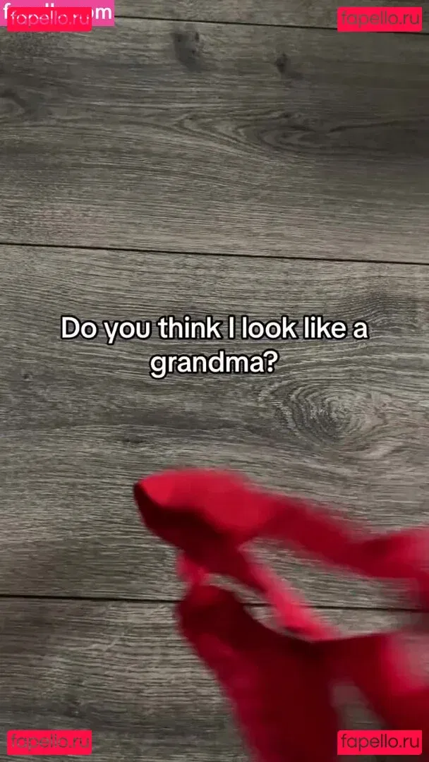 lea.cerone Onlyfans Photo Gallery 