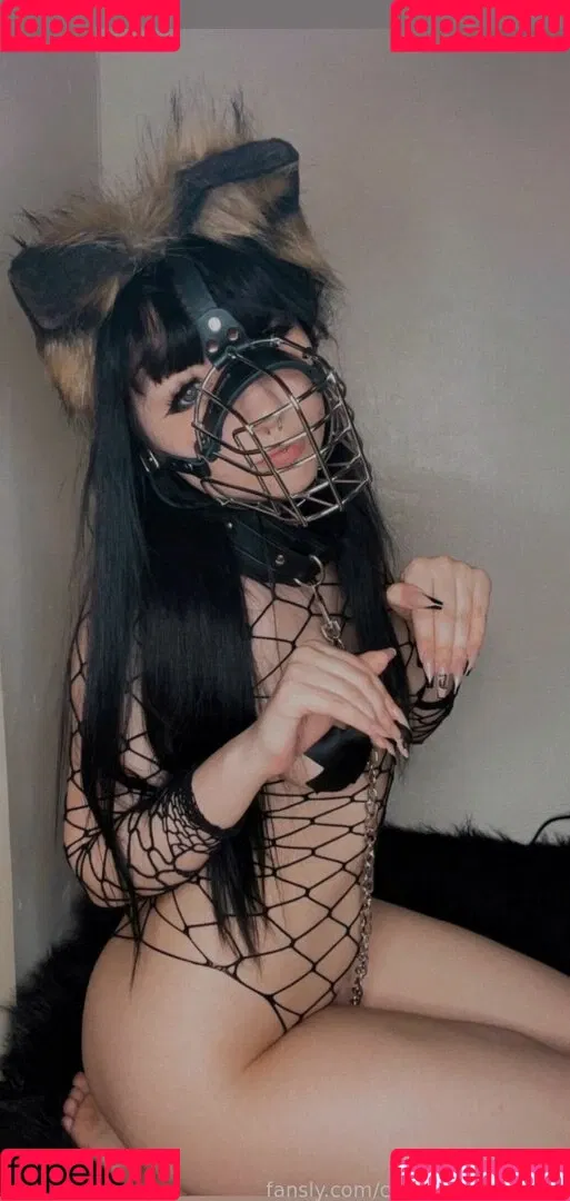 dumbpuppygirlfriend Onlyfans Photo Gallery 