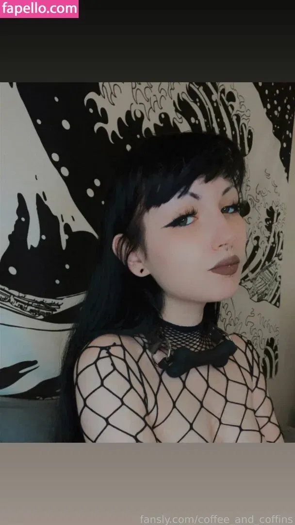 dumbpuppygirlfriend Onlyfans Photo Gallery 