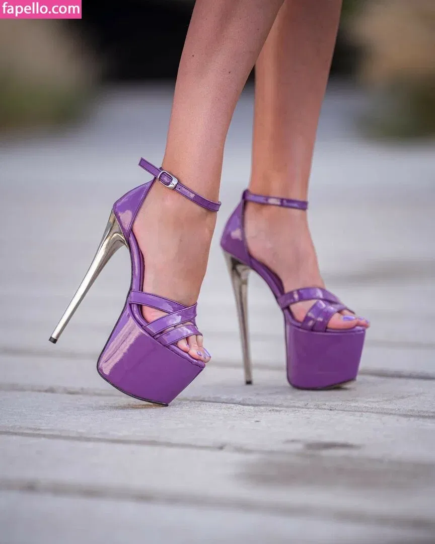 Hana Chomaničová Onlyfans Photo Gallery 