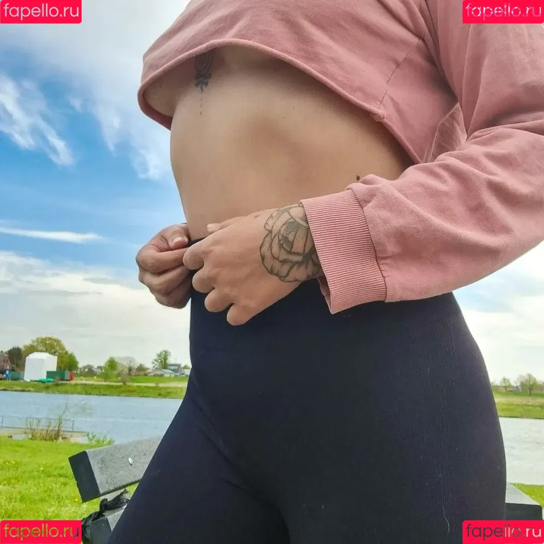 Sumy Onlyfans Photo Gallery 