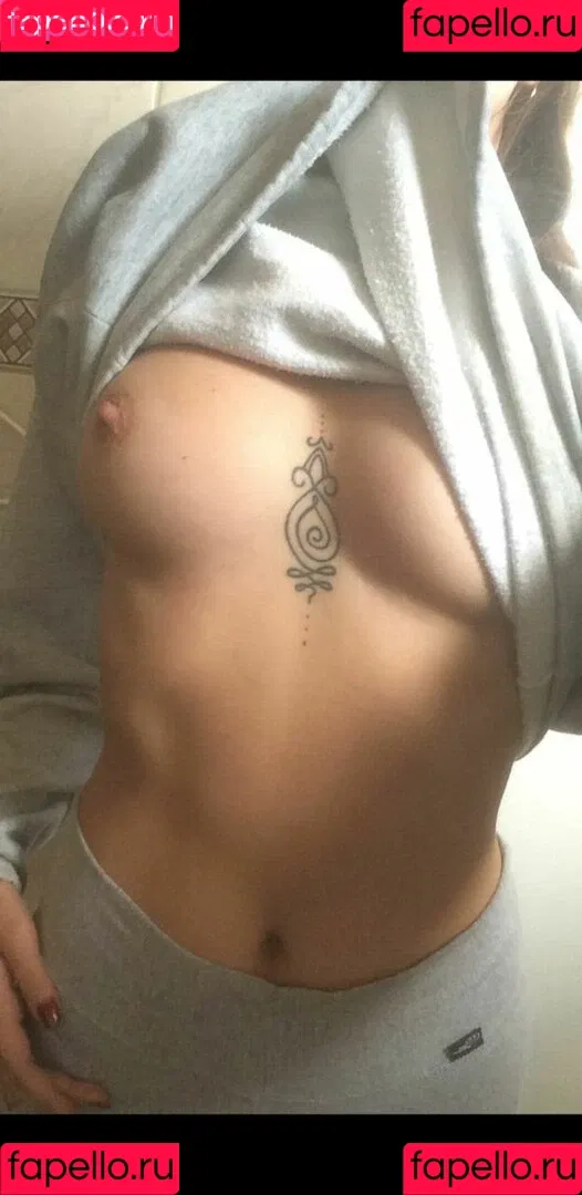 Sumy Onlyfans Photo Gallery 