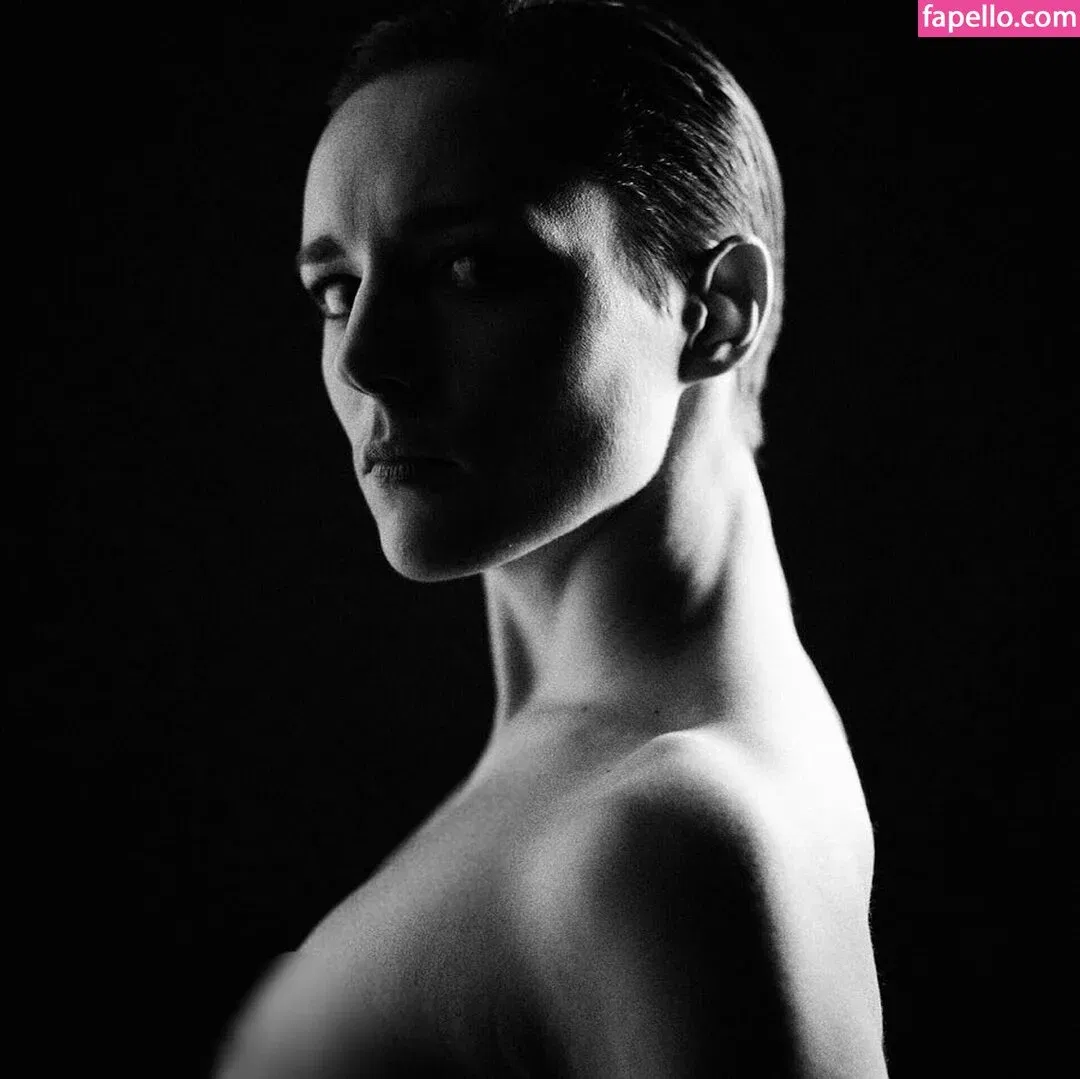 Jehnny Beth Onlyfans Photo Gallery 