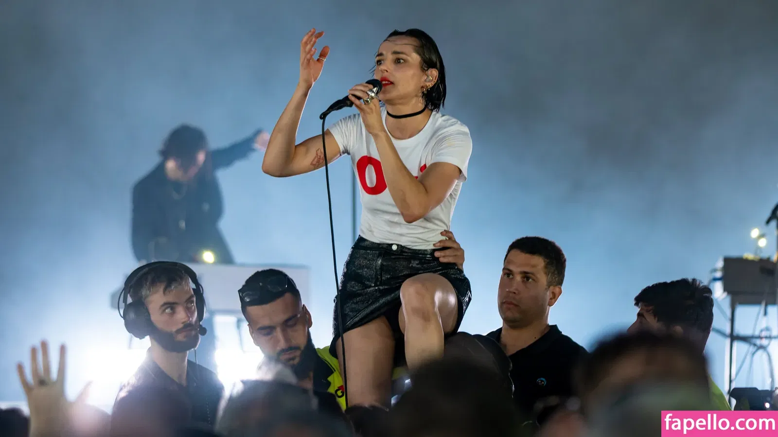 Jehnny Beth Onlyfans Photo Gallery 