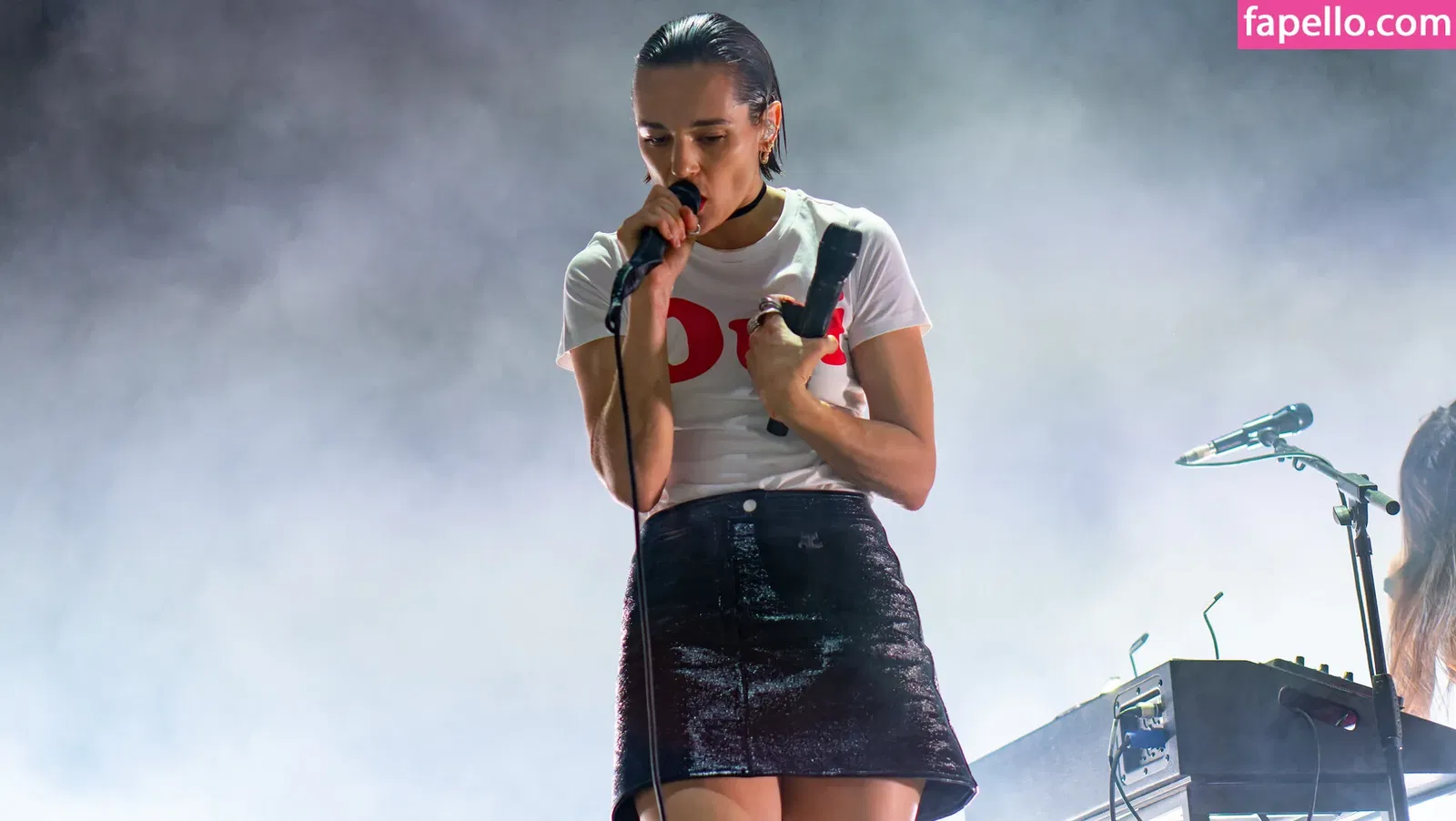 Jehnny Beth Onlyfans Photo Gallery 