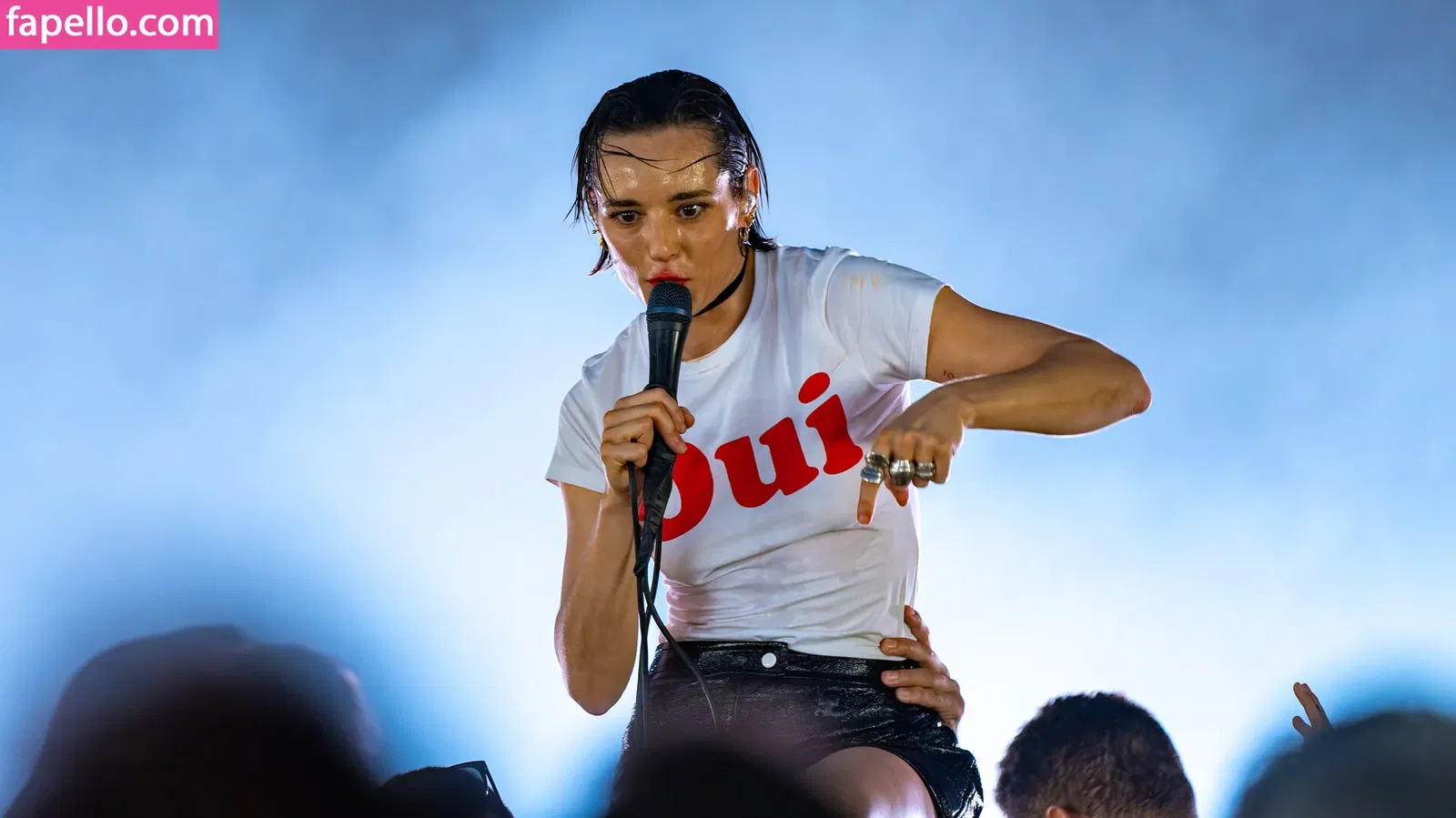 Jehnny Beth Onlyfans Photo Gallery 