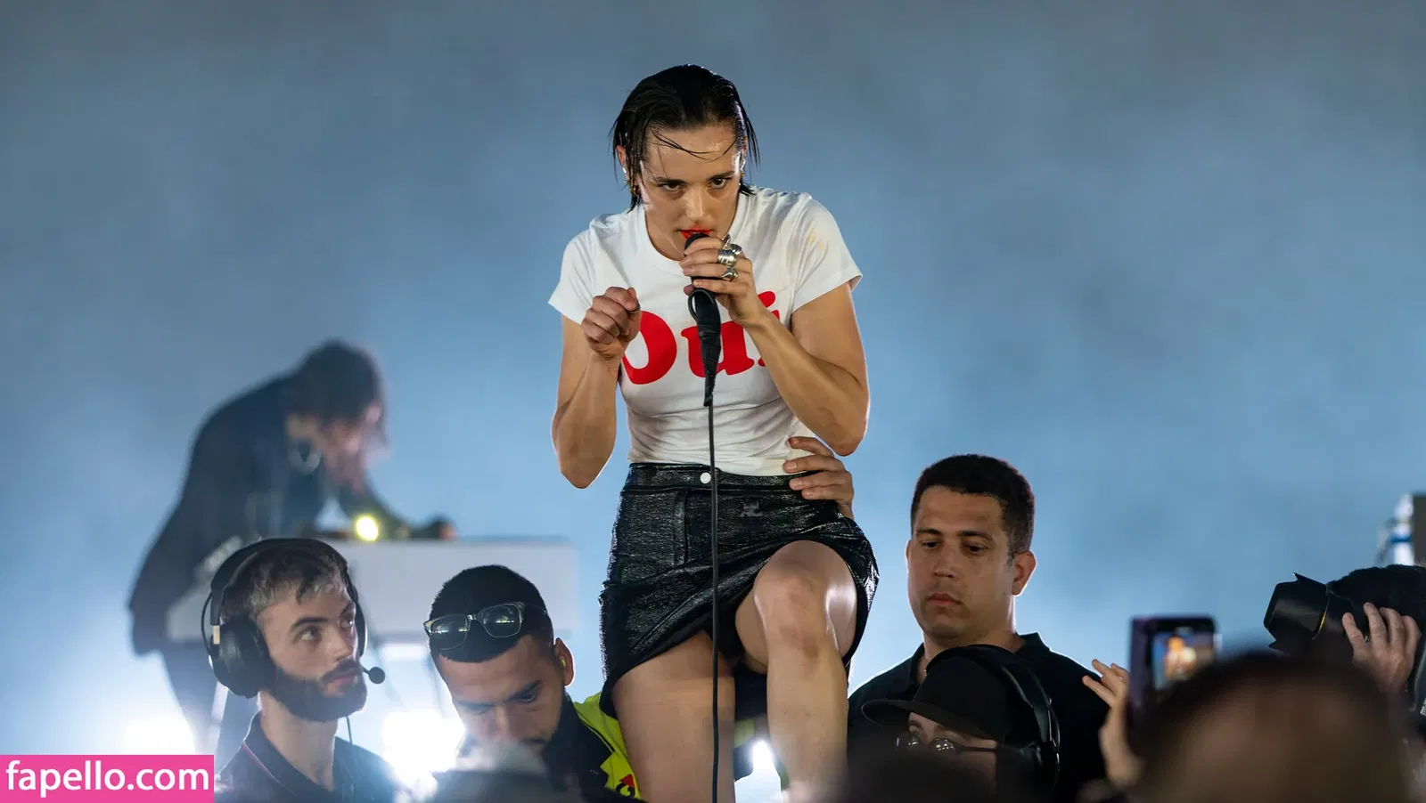 Jehnny Beth Onlyfans Photo Gallery 