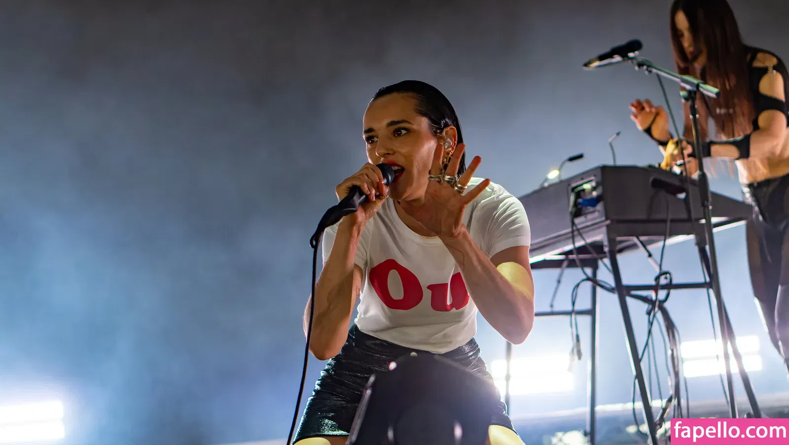 Jehnny Beth Onlyfans Photo Gallery 