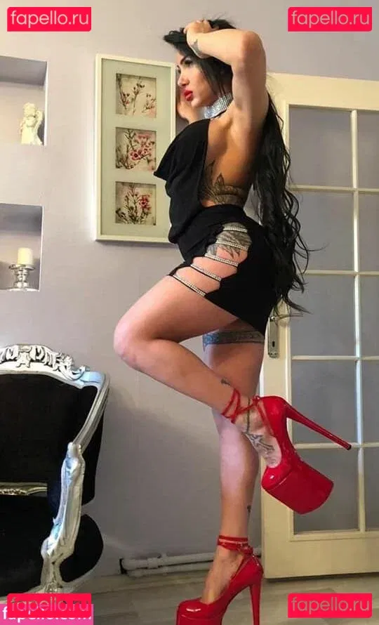 TS Afet Yakar Onlyfans Photo Gallery 