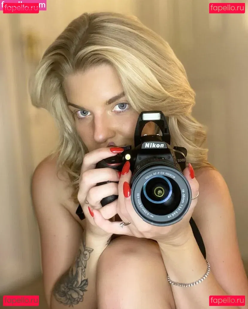 Robyn Quinn Onlyfans Photo Gallery 