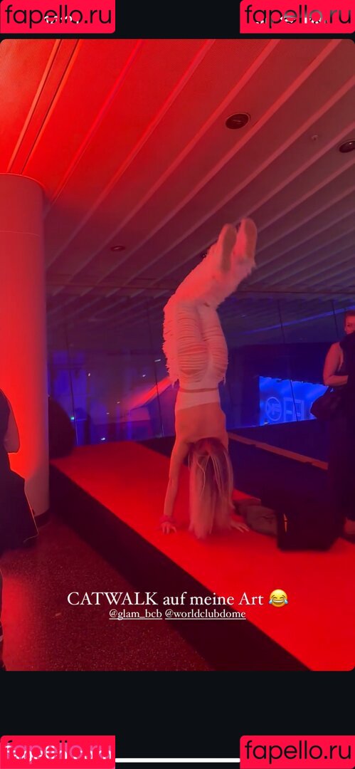 laura__pkr Onlyfans Photo Gallery 