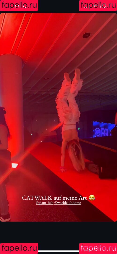 laura__pkr Onlyfans Photo Gallery 