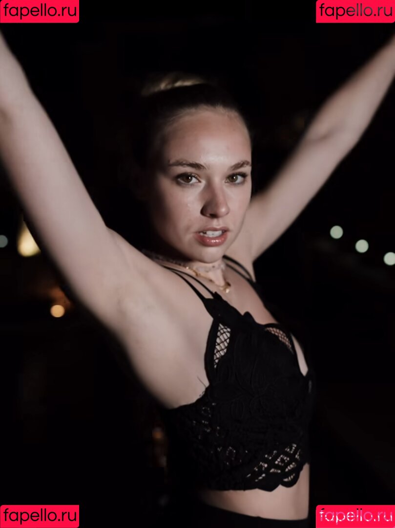 laura__pkr Onlyfans Photo Gallery 