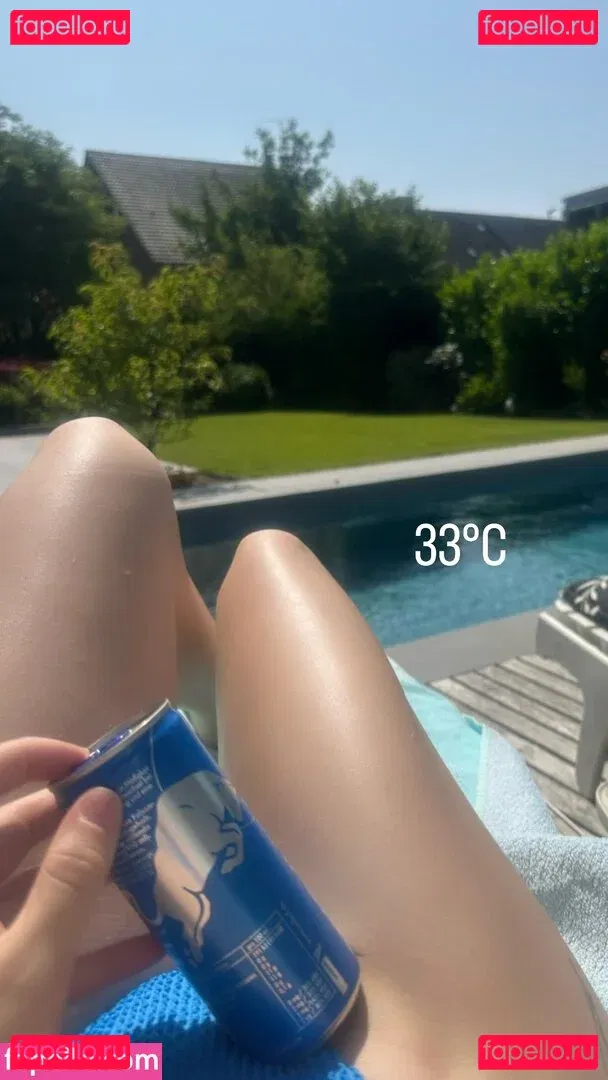 laura__pkr Onlyfans Photo Gallery 