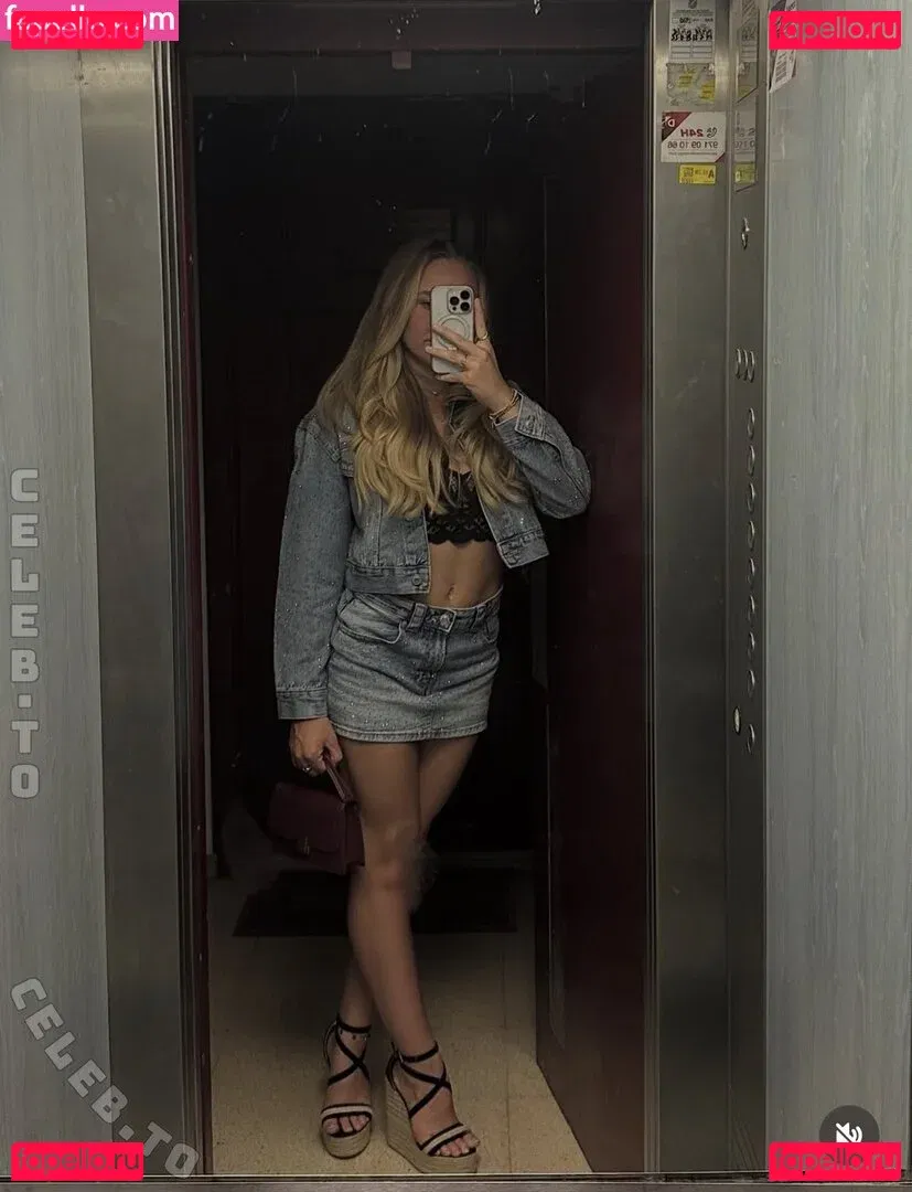 laura__pkr Onlyfans Photo Gallery 