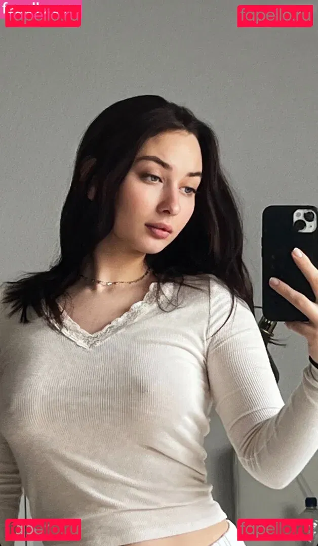 Samira Lotte Onlyfans Photo Gallery 