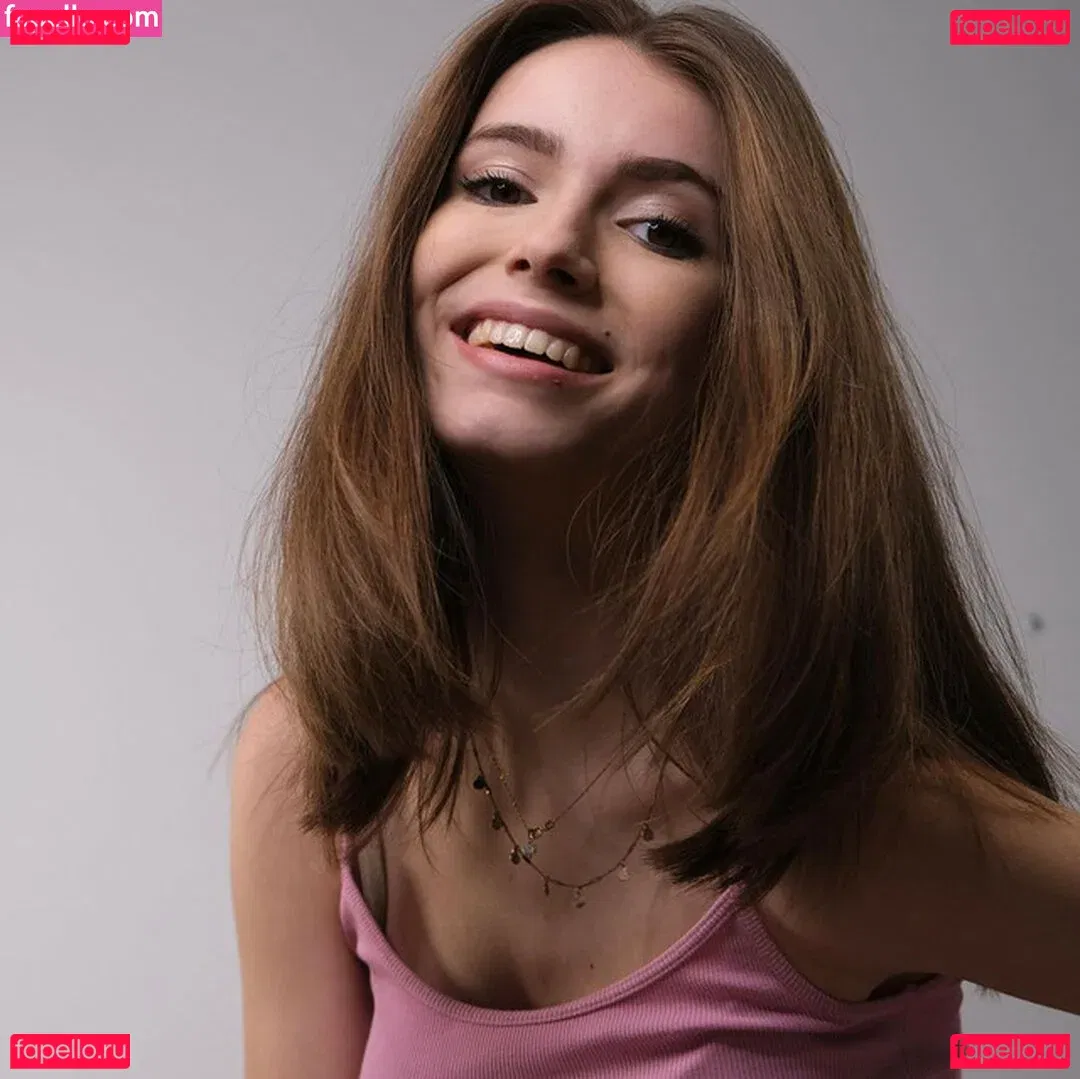 Anna Cramling Onlyfans Photo Gallery 