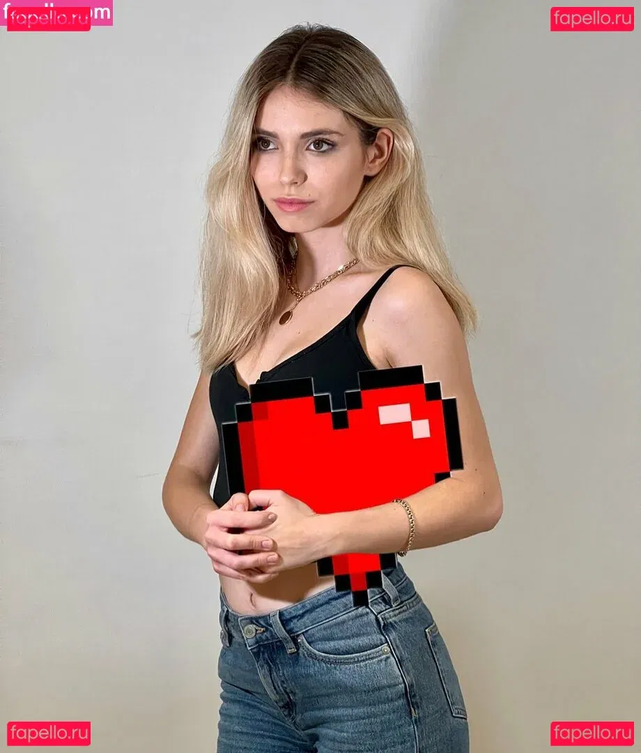 Anna Cramling Onlyfans Photo Gallery 