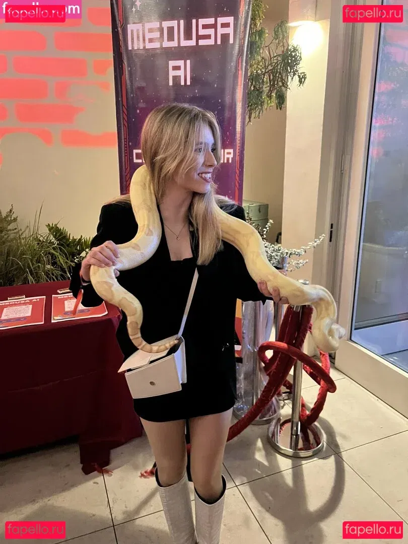 Anna Cramling Onlyfans Photo Gallery 