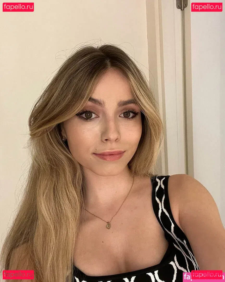 Anna Cramling Onlyfans Photo Gallery 